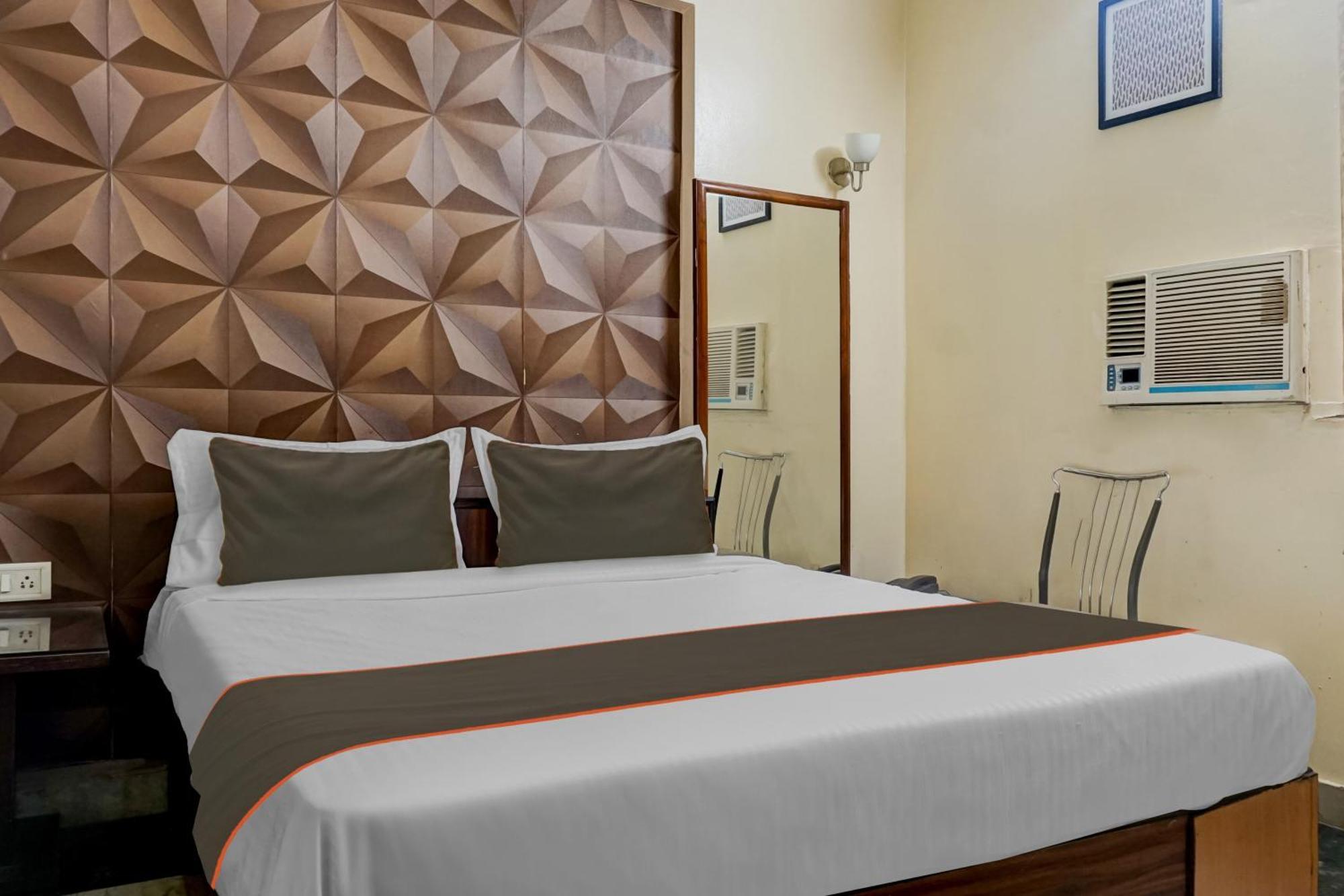 Hotel Galaxy Residency Kalyani Nagar Pune Exteriör bild
